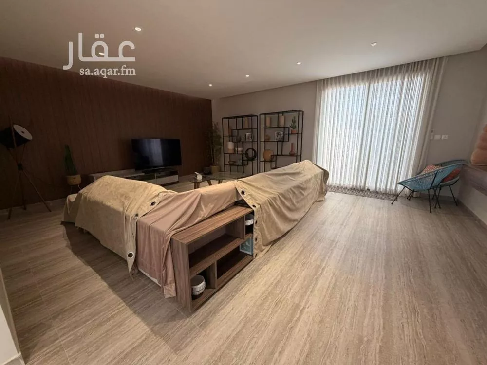 4 bedroom villa in Al Rimal 7