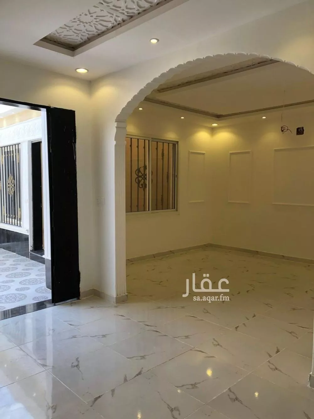 فيلا 12 غرف في الرمال 14