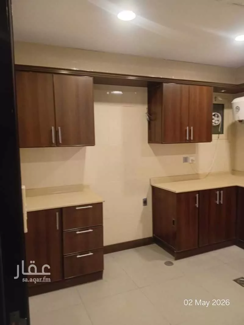 4 bedroom apartment in Al Hamra 11