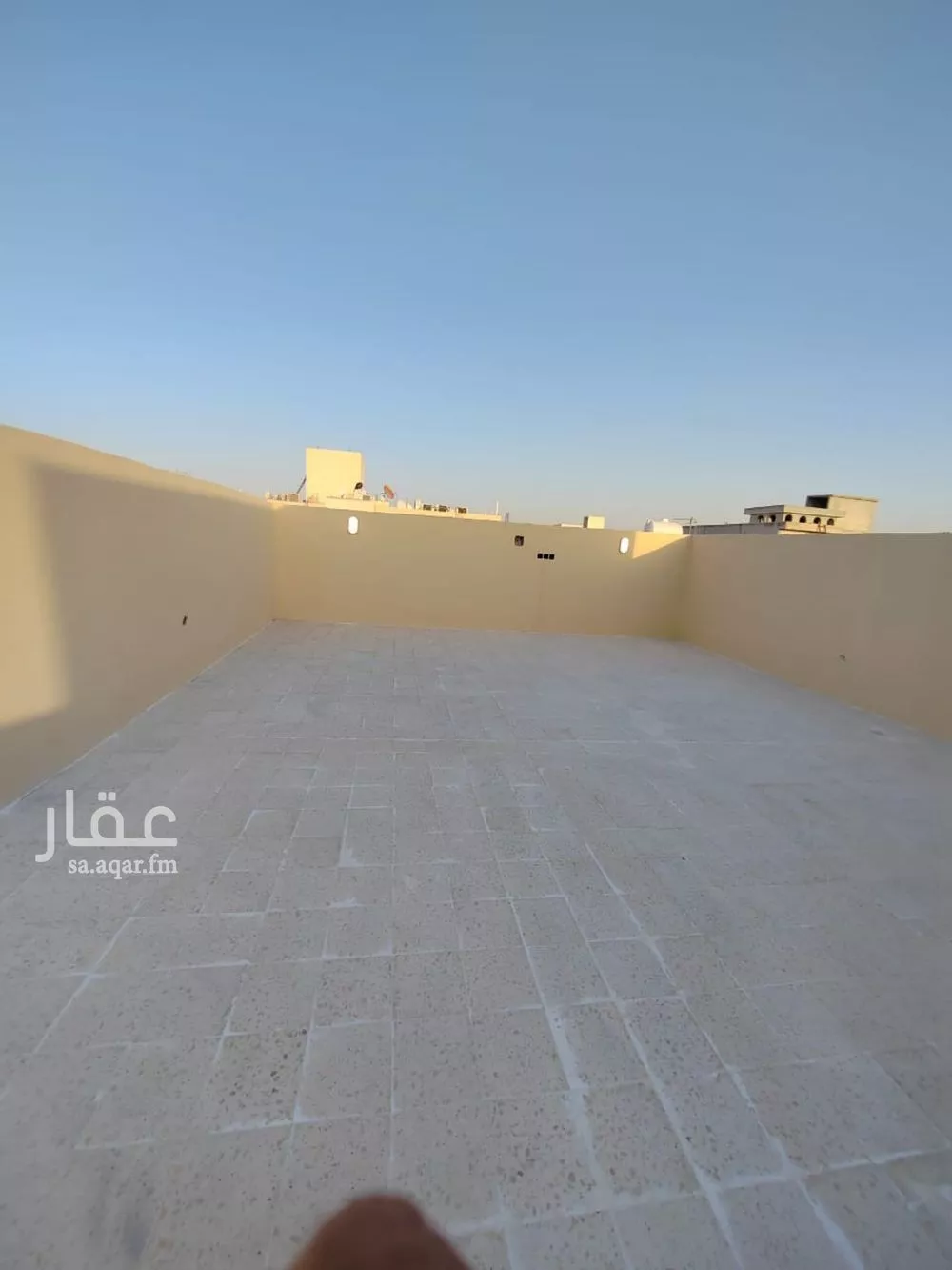 فيلا 8 غرف في طويق 5