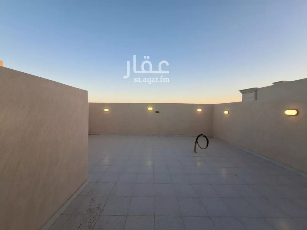 فيلا 6 غرف في ظهرة لبن 7