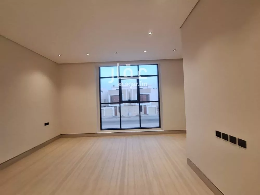 6 bedroom villa in Al Mahdiyyah 7