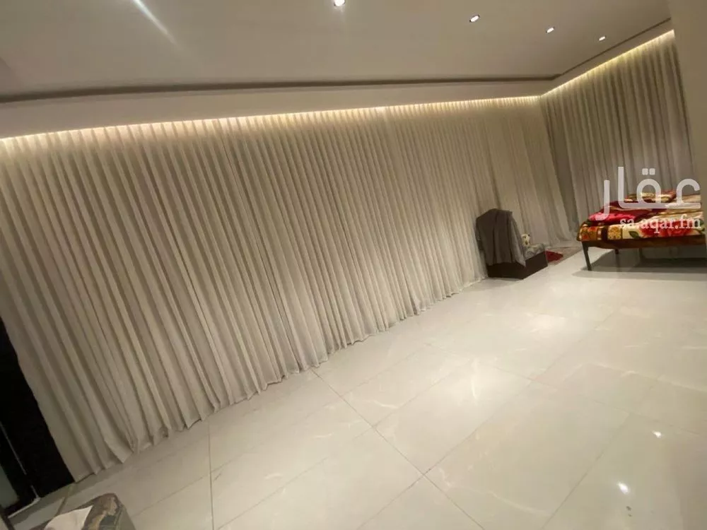4 bedroom villa in Al Narjis 9