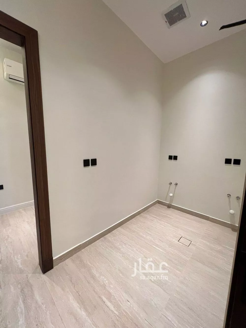 4 bedroom villa in Al Narjis 6