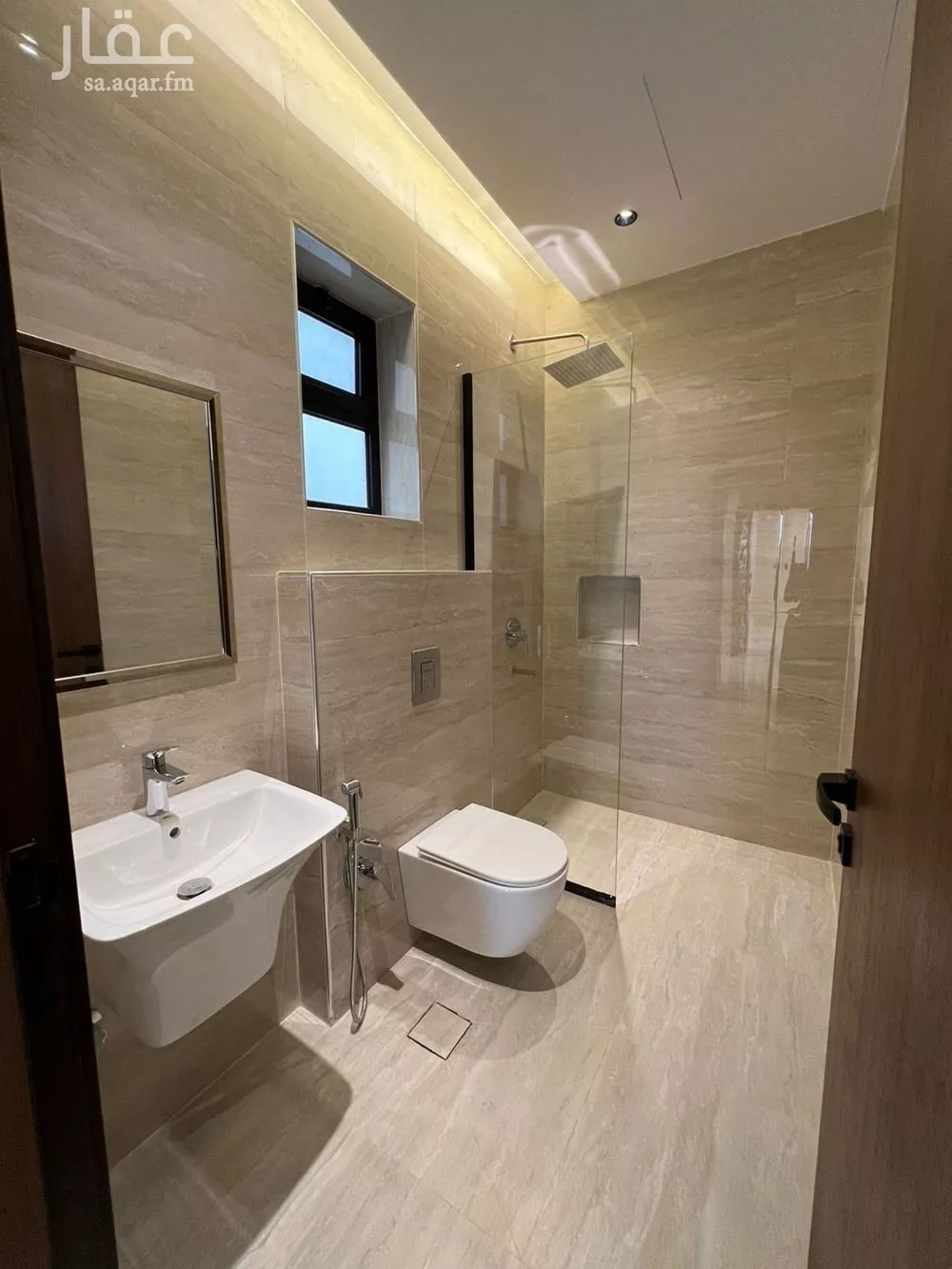 4 bedroom villa in Al Narjis 9