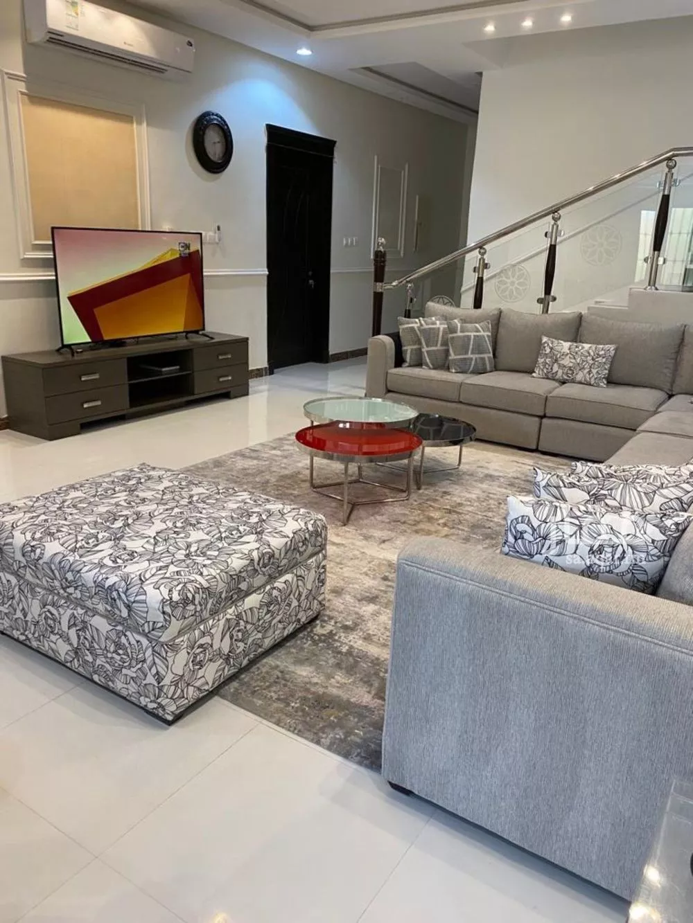 7 bedroom villa in Al Rimal 13