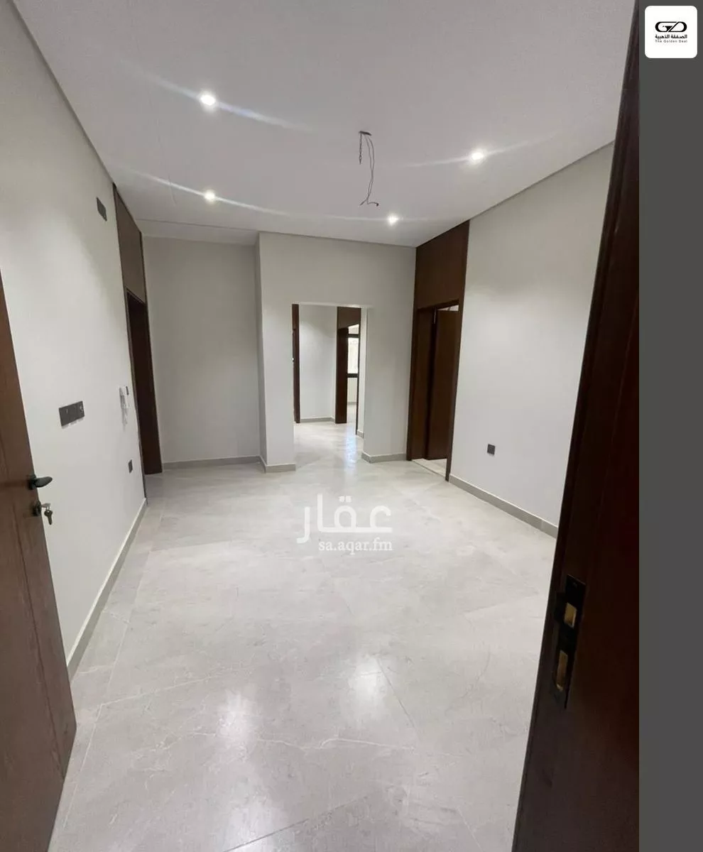 عمارة 241 م² في الرحاب 17