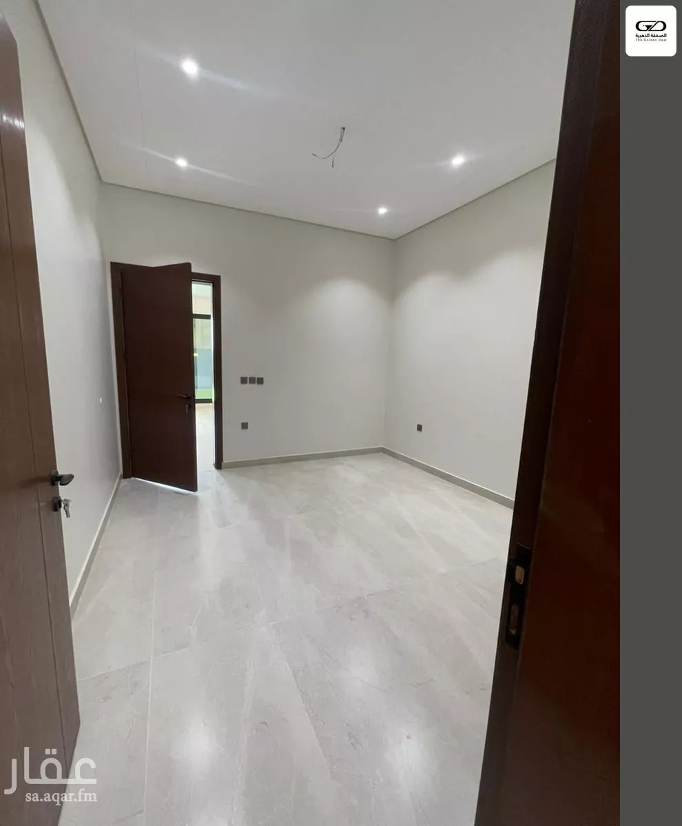 عمارة 241 م² في الرحاب 22
