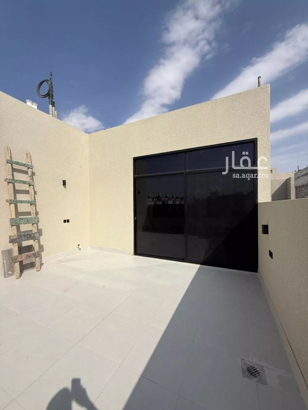 3 bedroom floor in Al Rimal 11