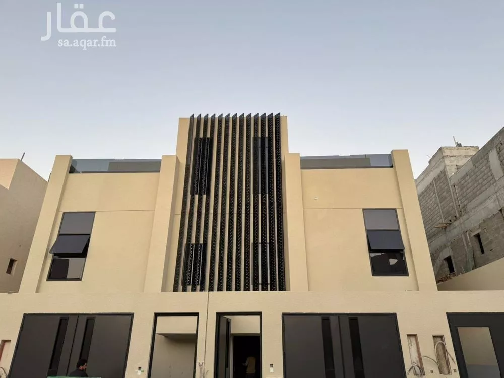 3 bedroom floor in Al Rimal 7