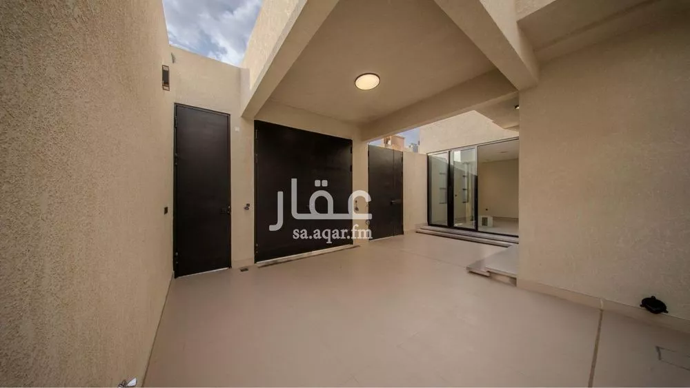 فيلا 8 غرف في المهدية 5