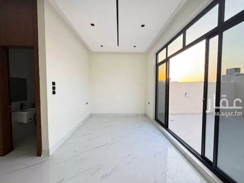 5 bedroom villa in Al Narjis 2