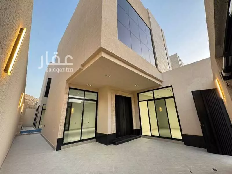 5 bedroom villa in Al Narjis 12