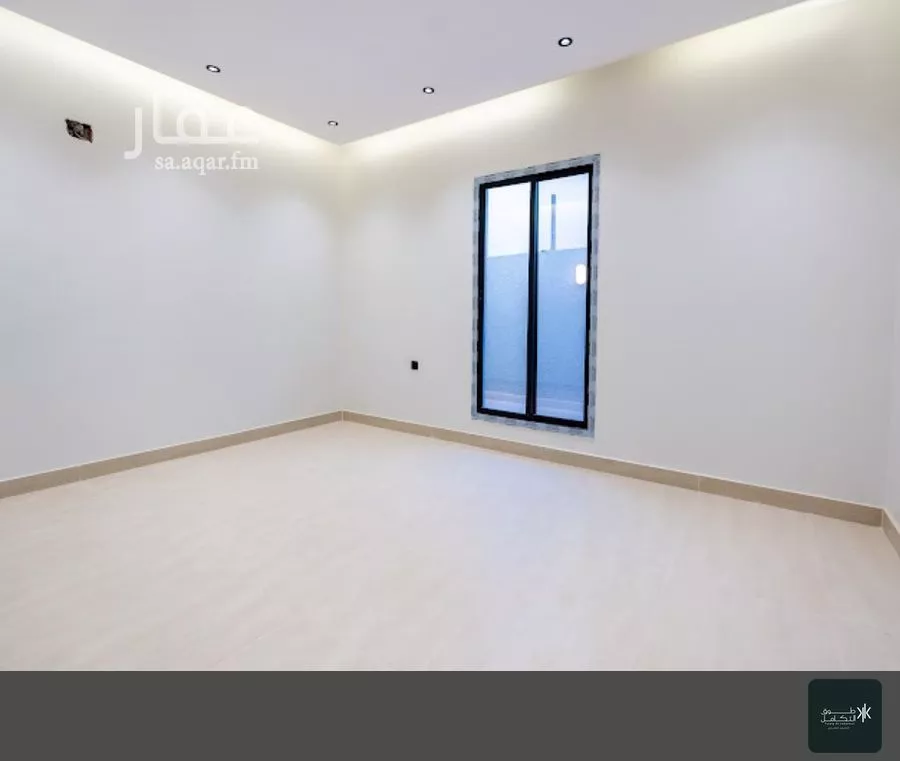 فيلا 66 غرف في الرمال 23