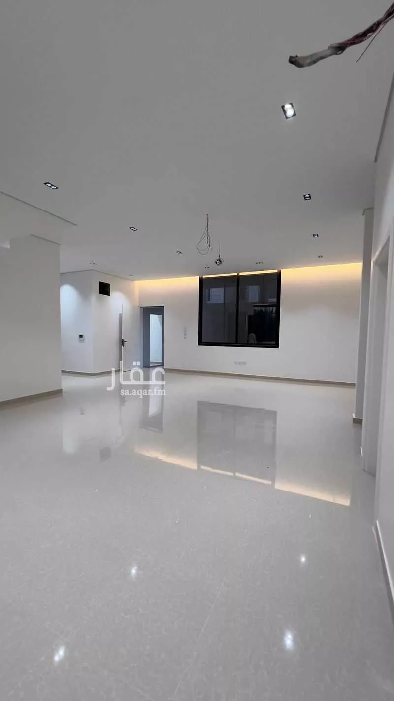 8 bedroom villa in Ar Rafiah 13