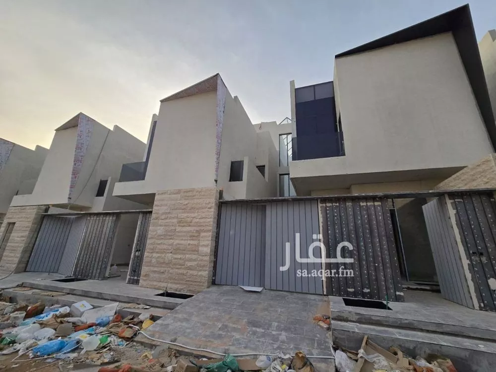 5 bedroom villa in Al Narjis 2