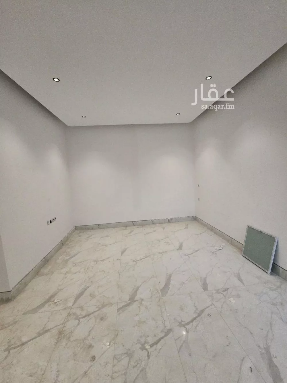 5 bedroom villa in Al Narjis 12