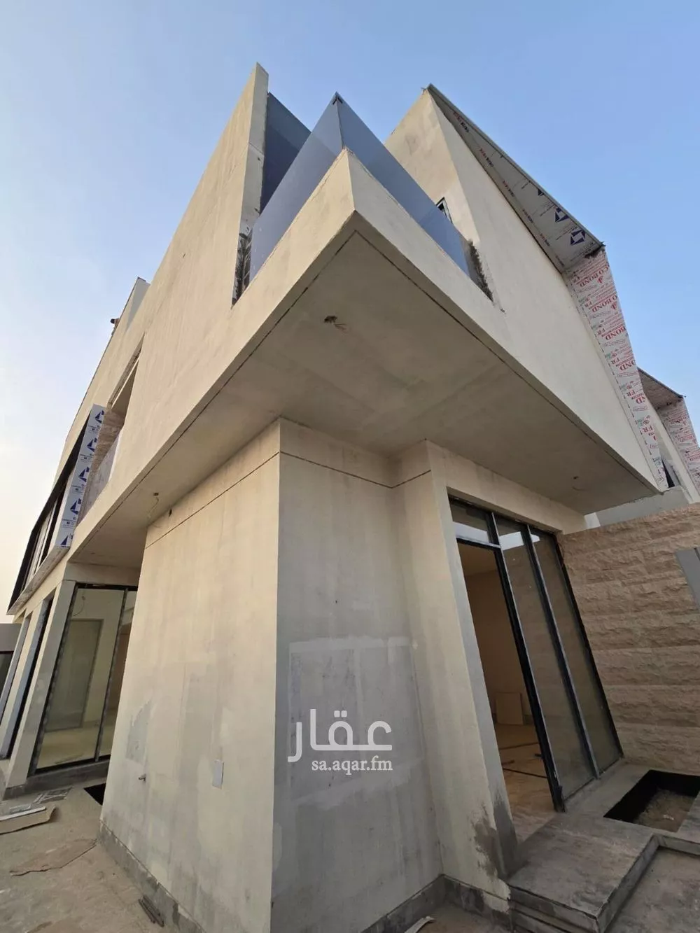 5 bedroom villa in Al Narjis 5