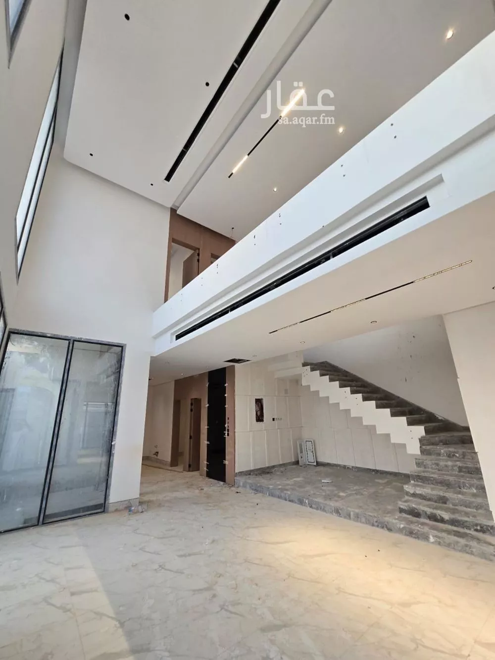 5 bedroom villa in Al Narjis 6