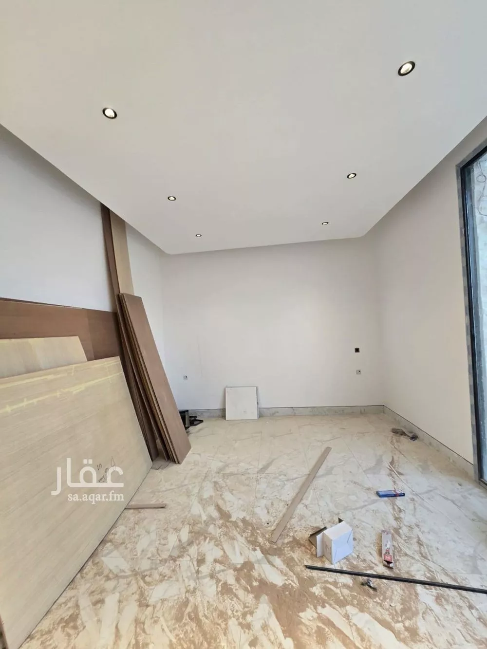 5 bedroom villa in Al Narjis 8