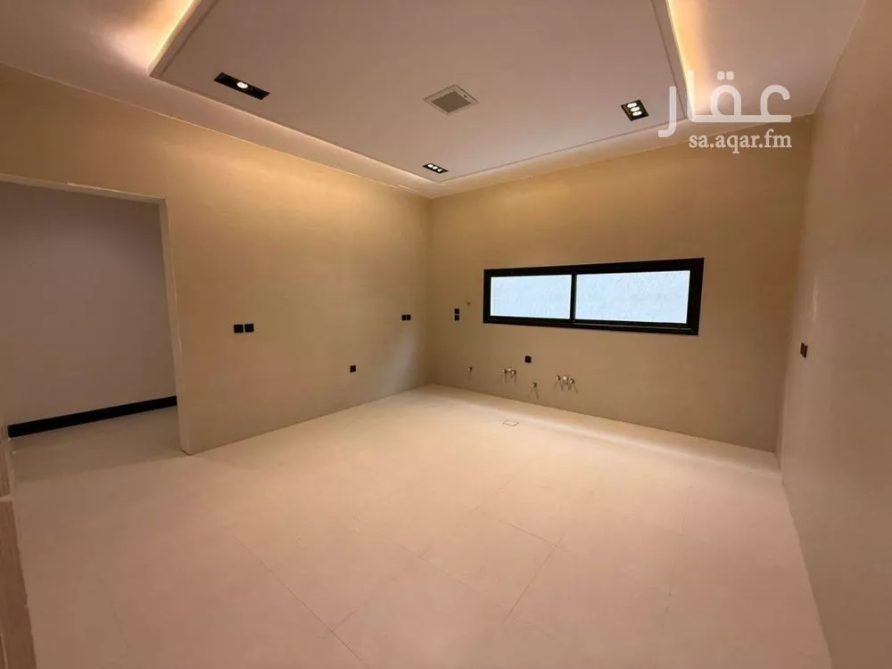 فيلا 5 غرف في الرمال 9