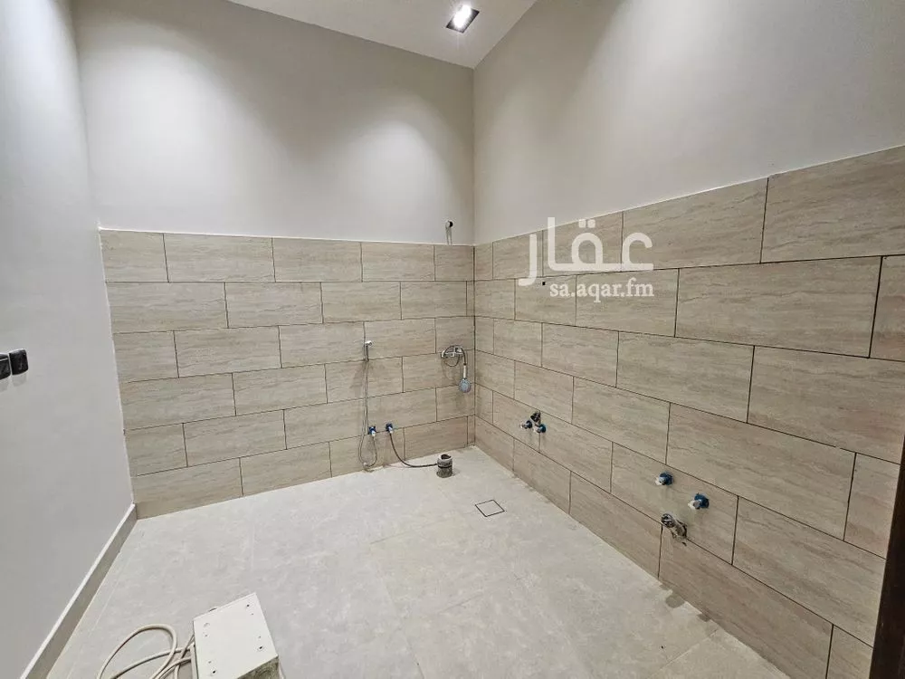 فيلا 4 غرف في قرطبة، الرياض 5