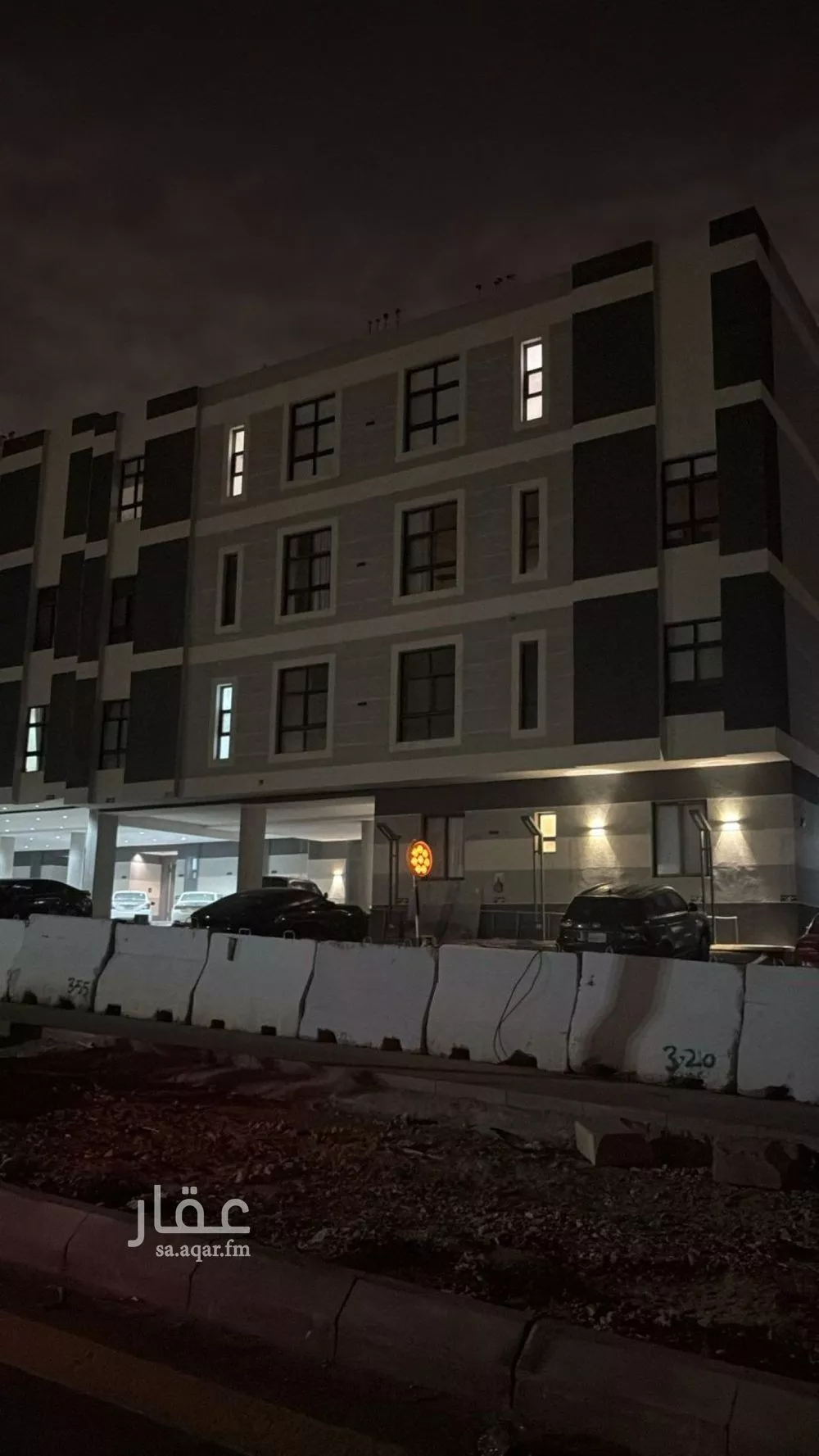 4 bedroom apartment in Okaz, Riyadh 4