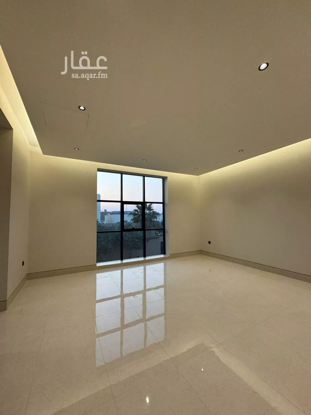 فيلا 5 غرف في العارض 7