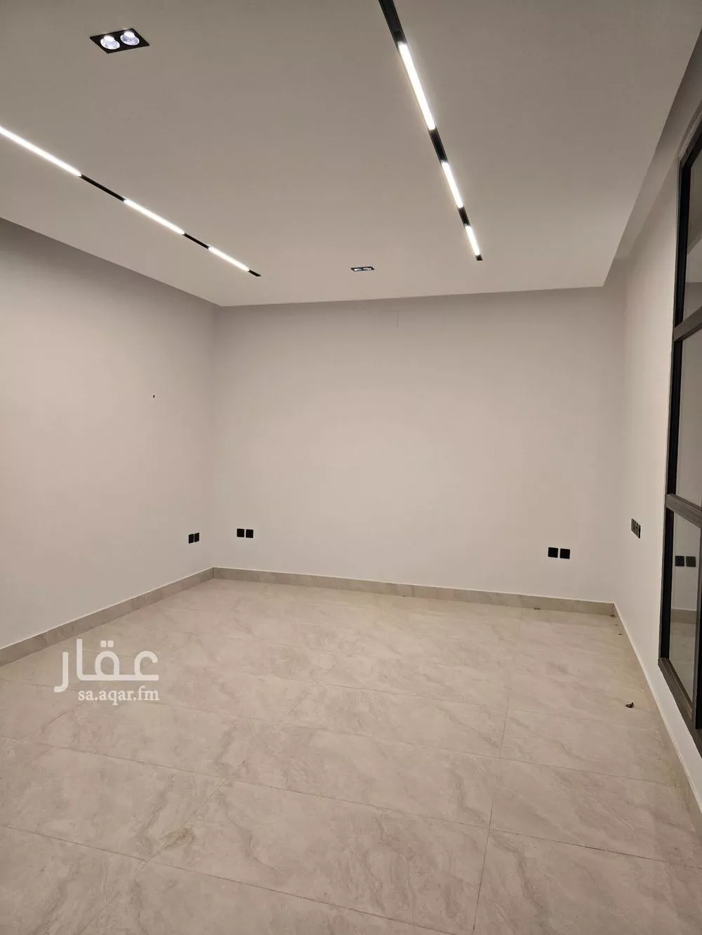 4 bedroom villa in Al Narjis 13
