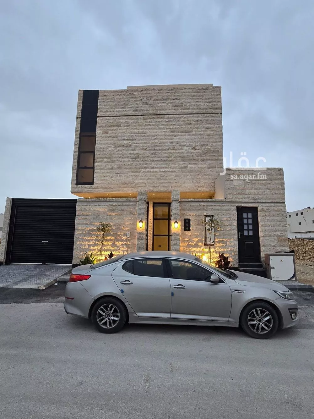 4 bedroom villa in Al Narjis 9