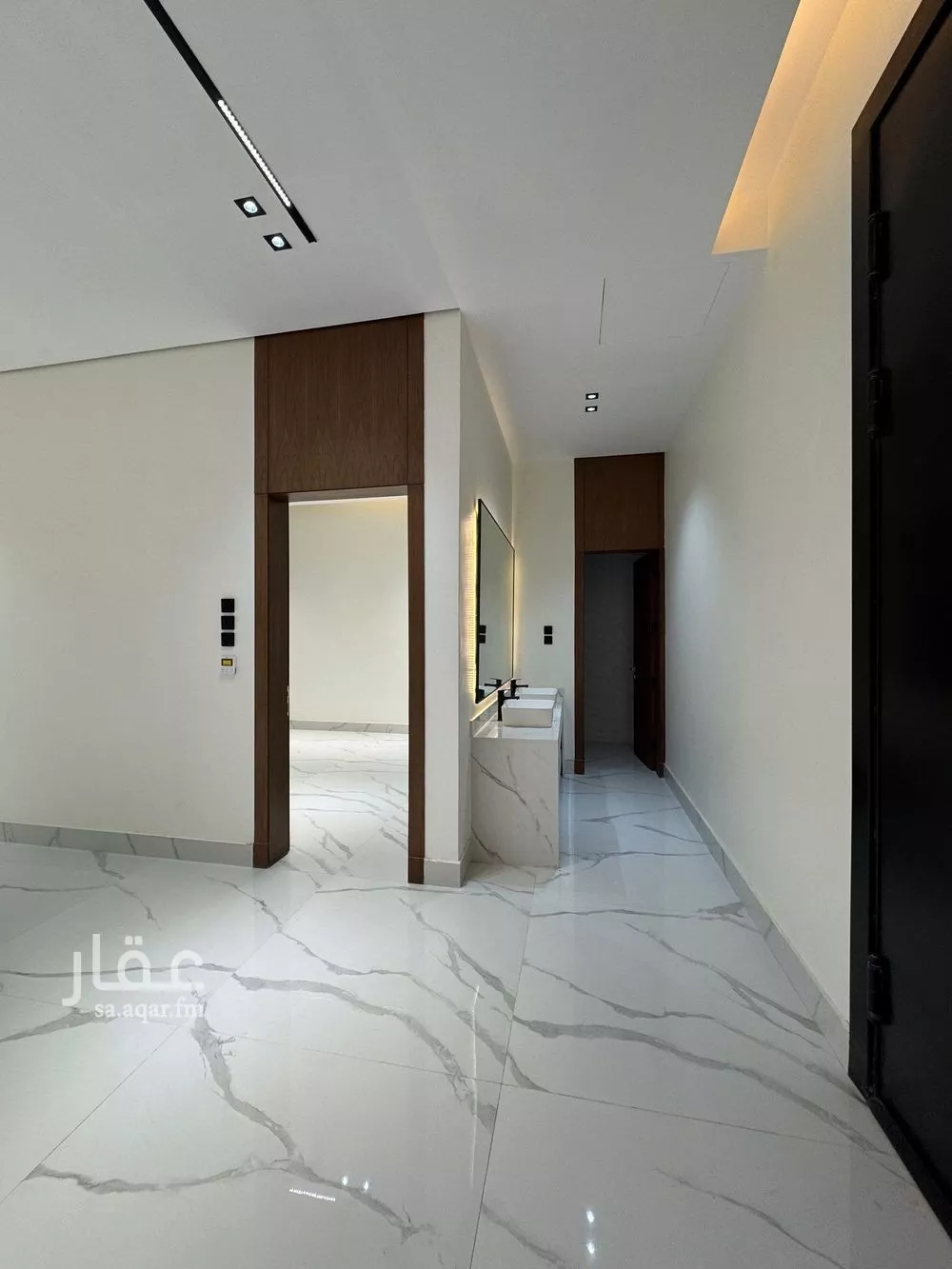 5 bedroom villa in Al Narjis 16