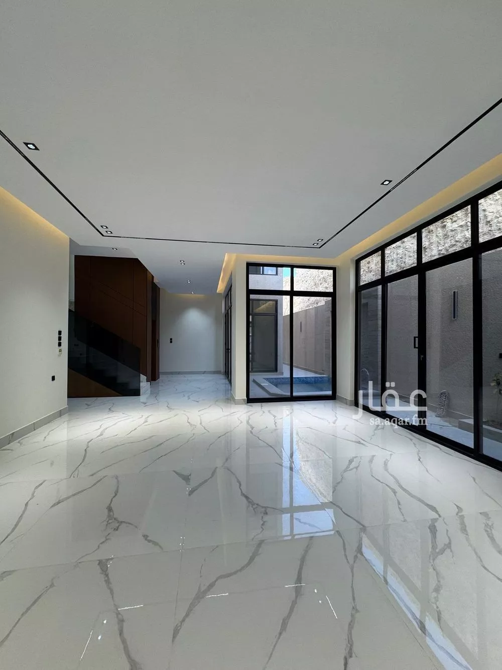 5 bedroom villa in Al Narjis 18
