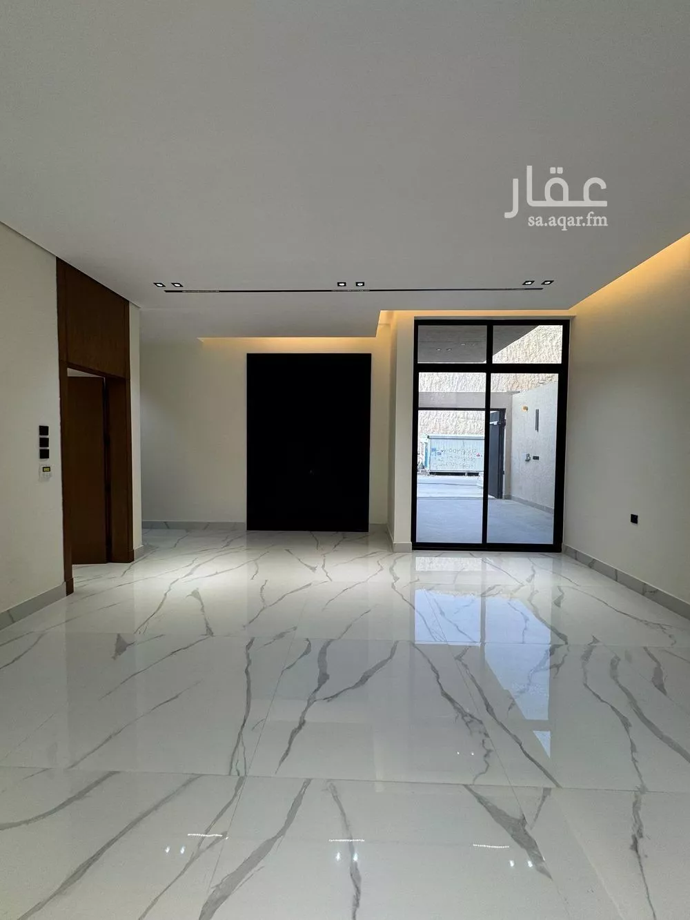 5 bedroom villa in Al Narjis 19