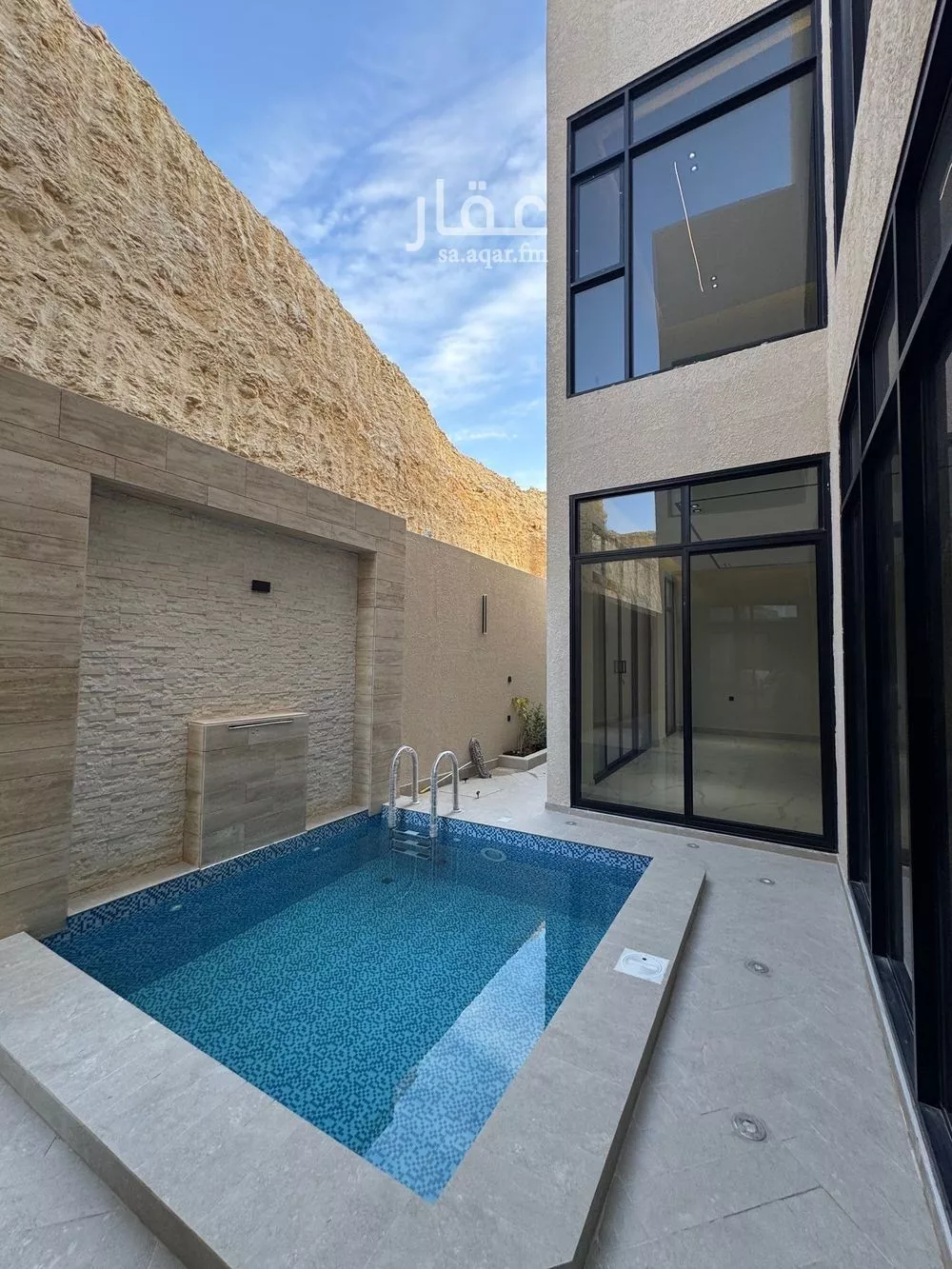 5 bedroom villa in Al Narjis 4