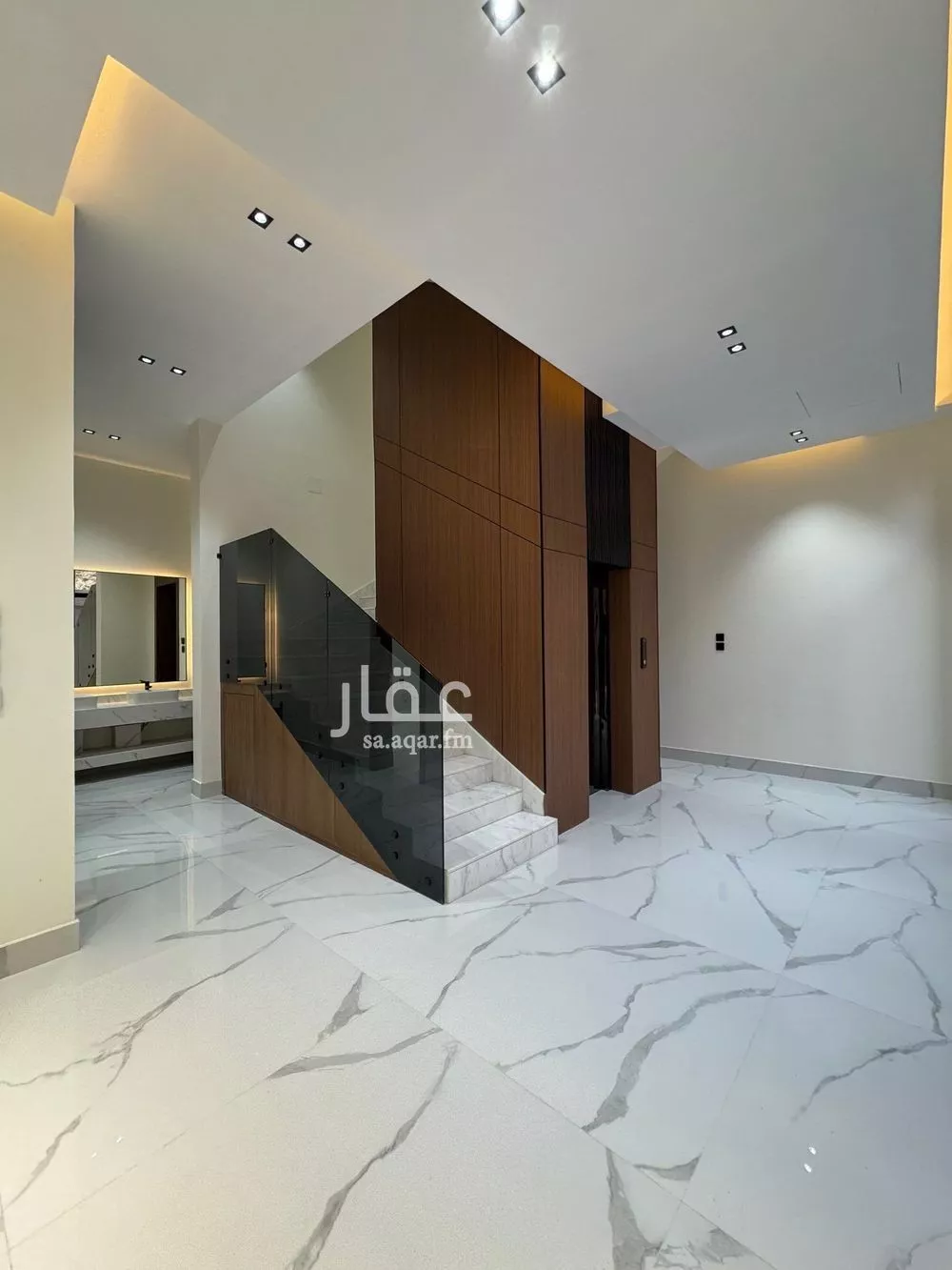 5 bedroom villa in Al Narjis 5
