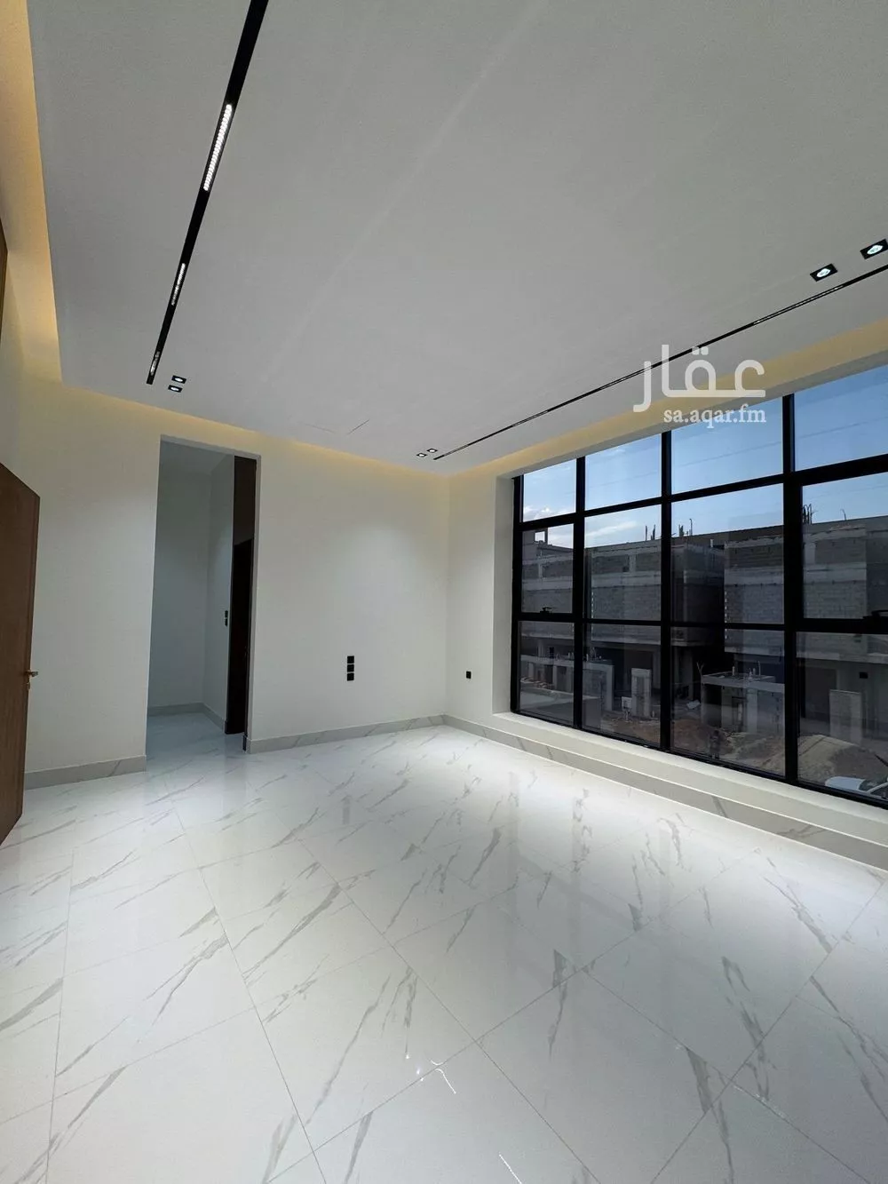 5 bedroom villa in Al Narjis 9