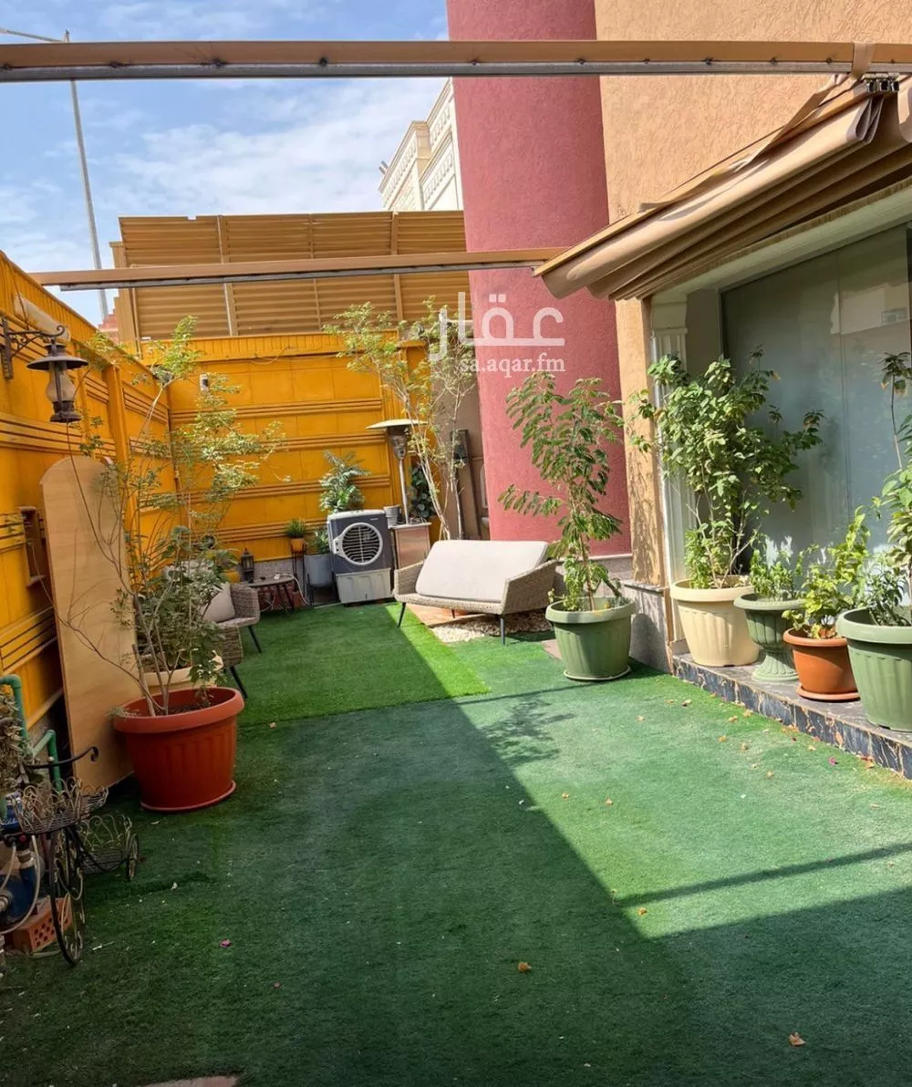 10 bedroom villa in Al Fayha 4