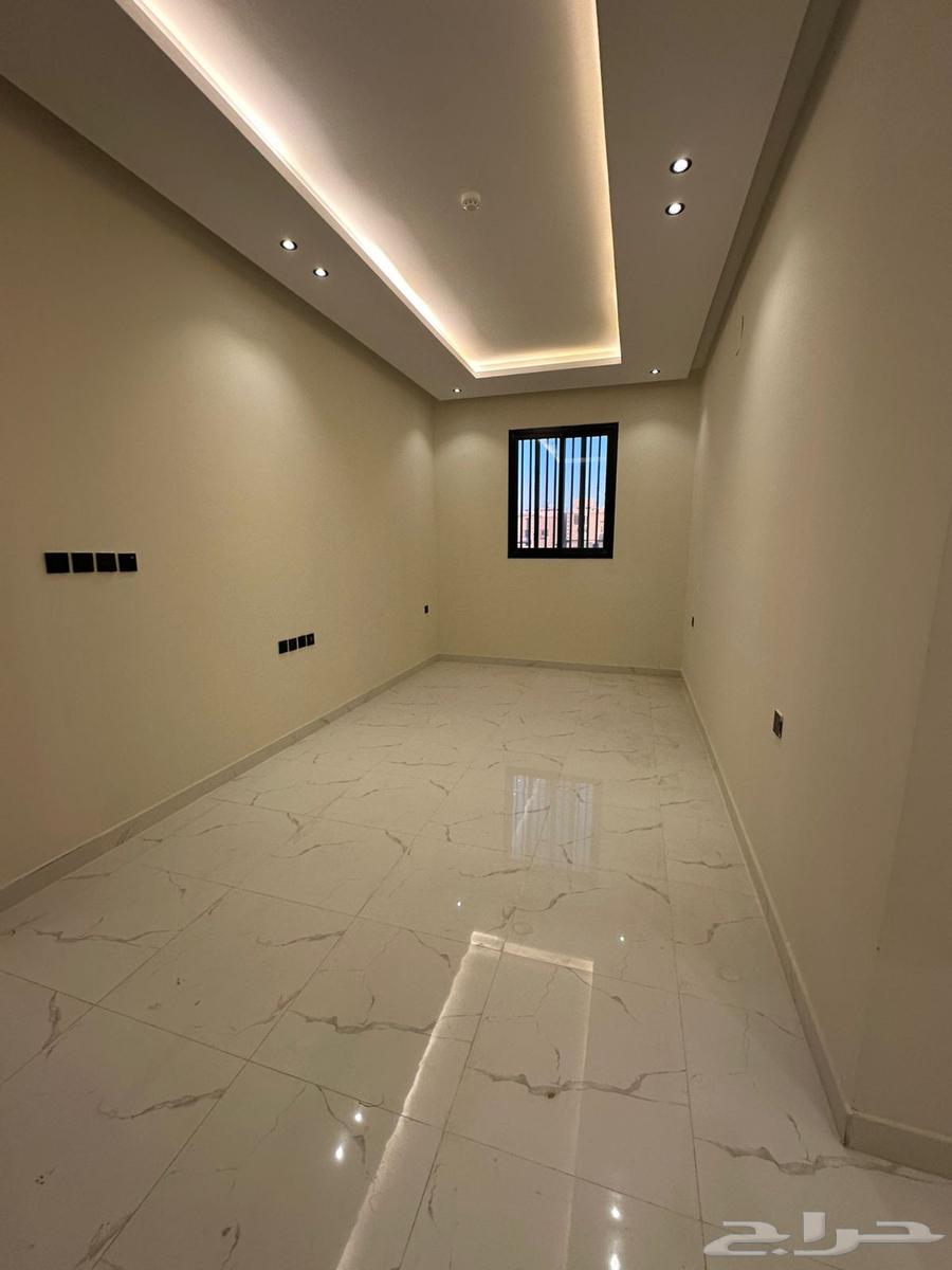 4 bedroom apartment in Al Hazm 5