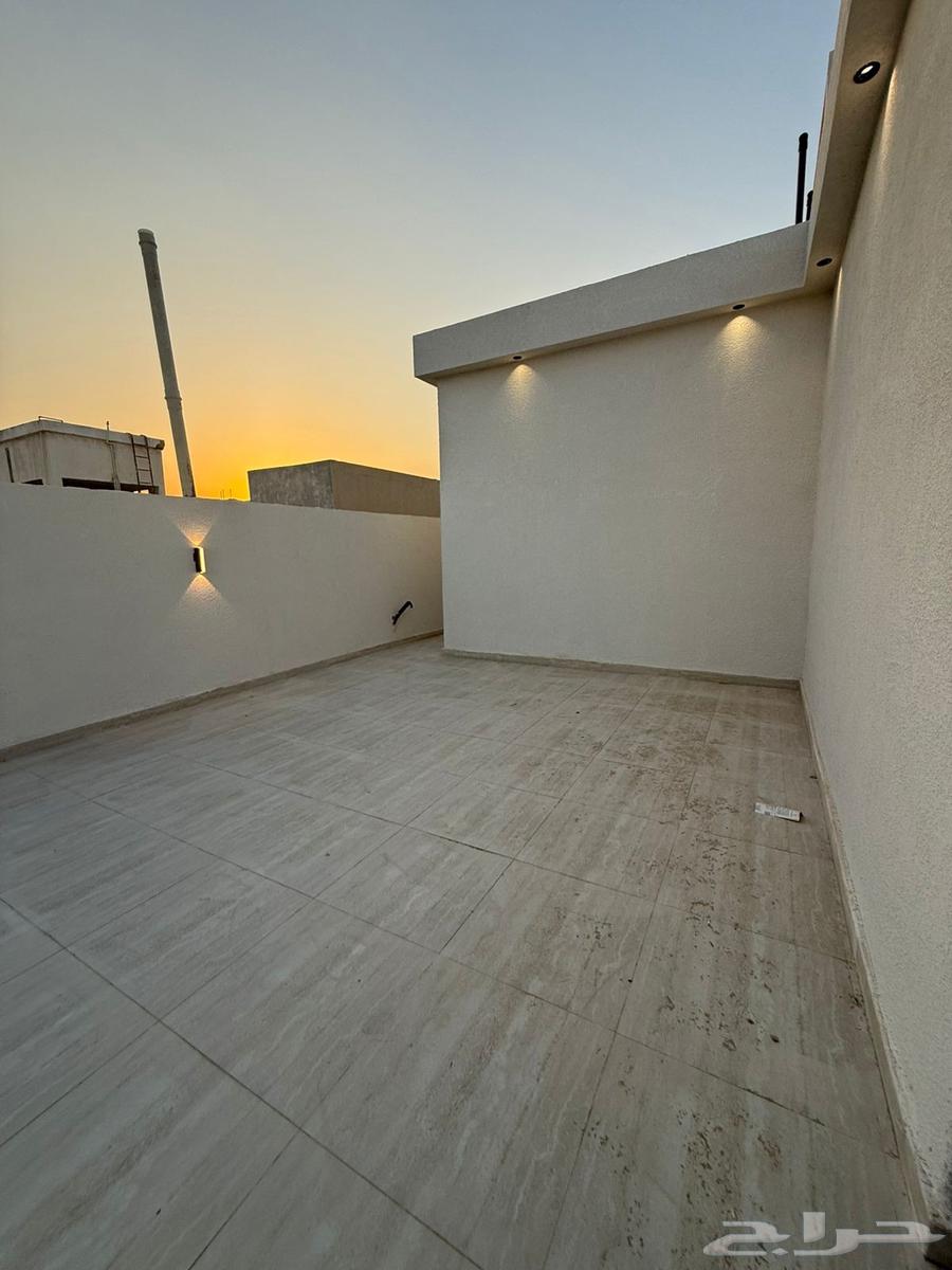 4 bedroom apartment in Al Hazm 9