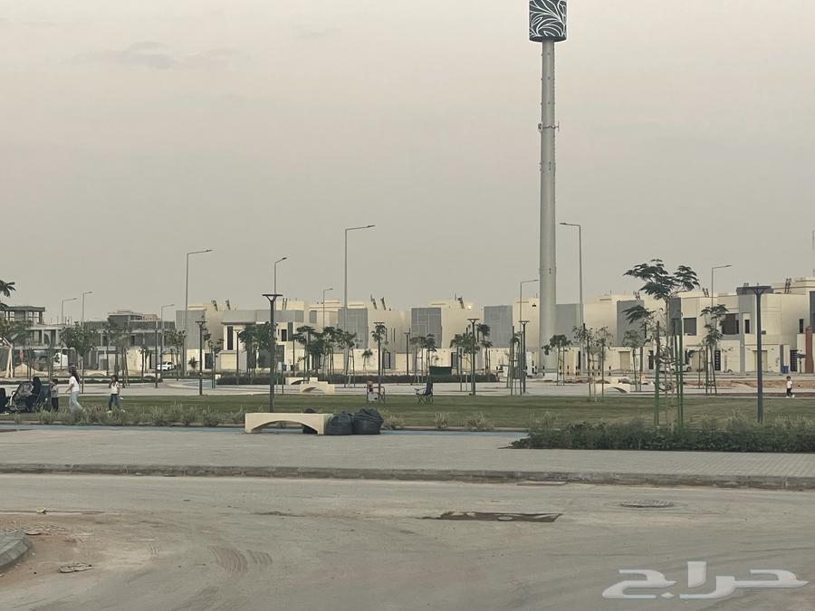 فيلا 4 غرف في الجنادرية 6