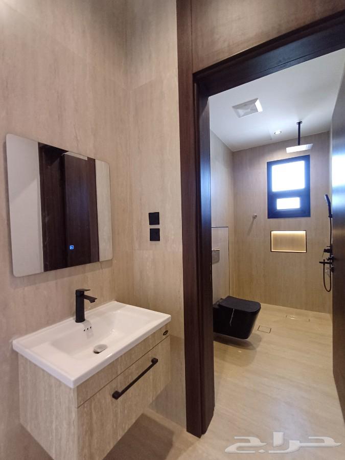 6 bedroom villa in Al Nukhbah 10