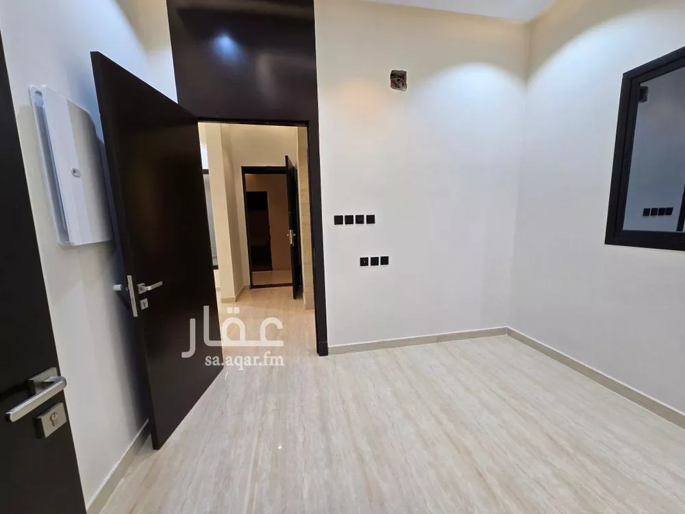فيلا 5 غرف في العريجاء الوسطى 6