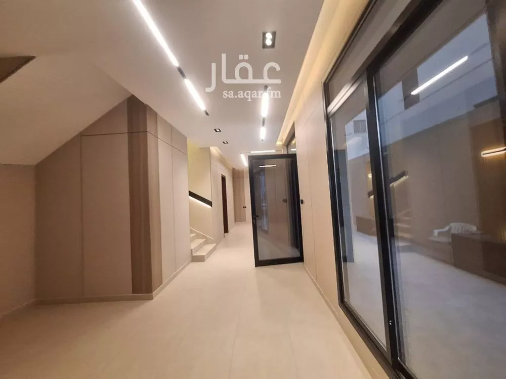 فيلا 6 غرف في المهدية 5