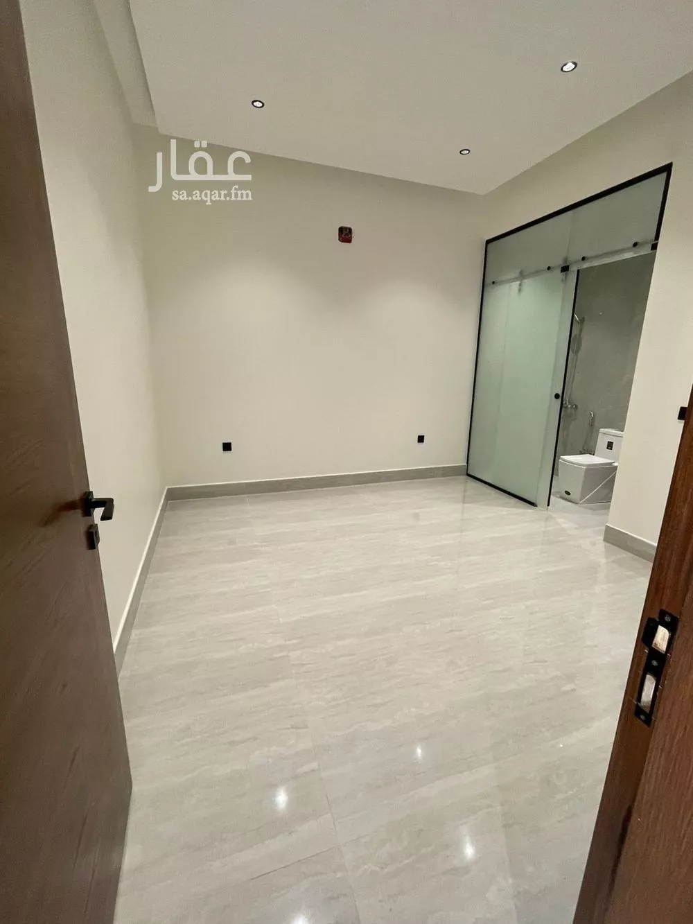 6 bedroom villa in Al Narjis 16