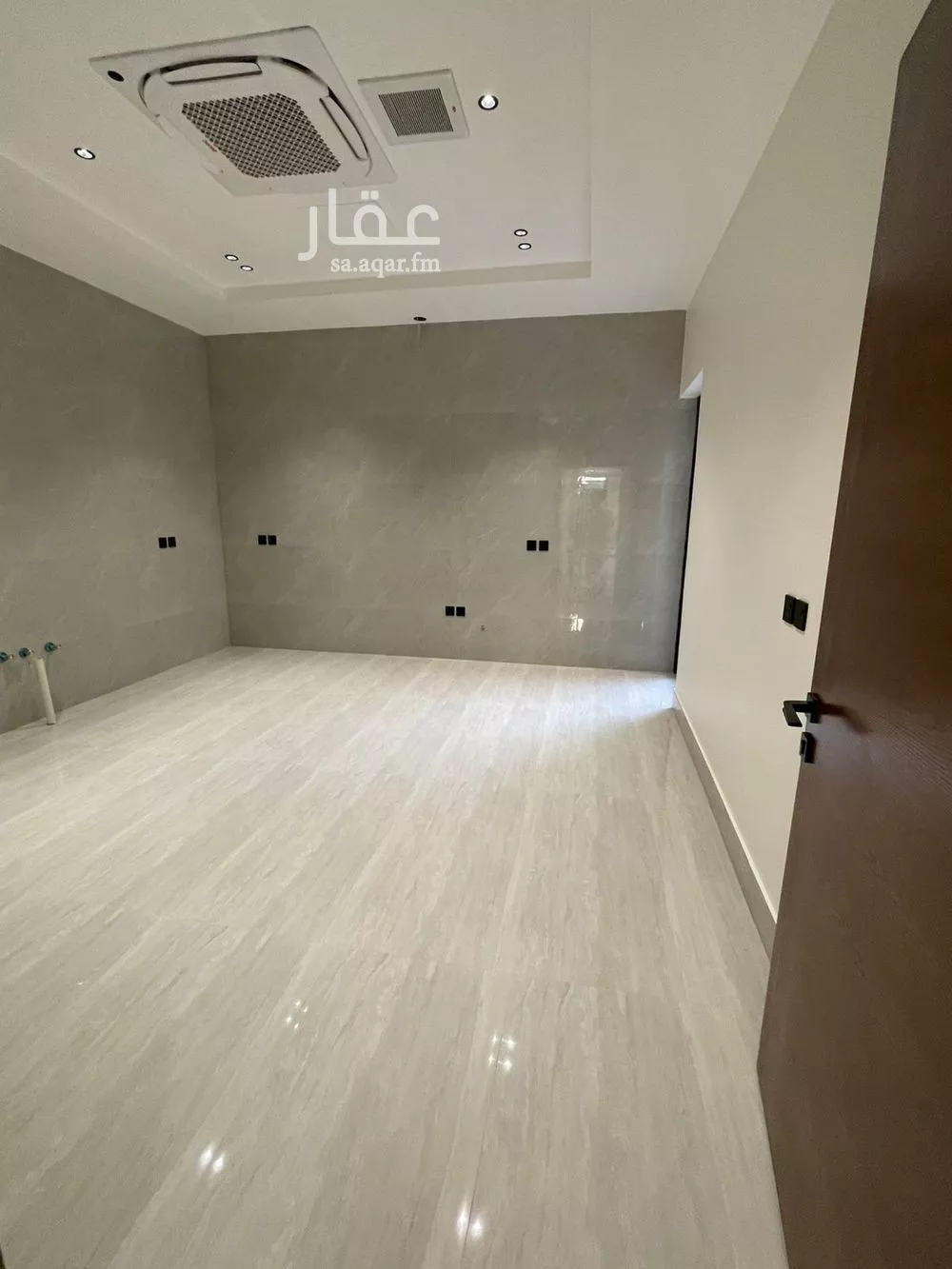 6 bedroom villa in Al Narjis 19