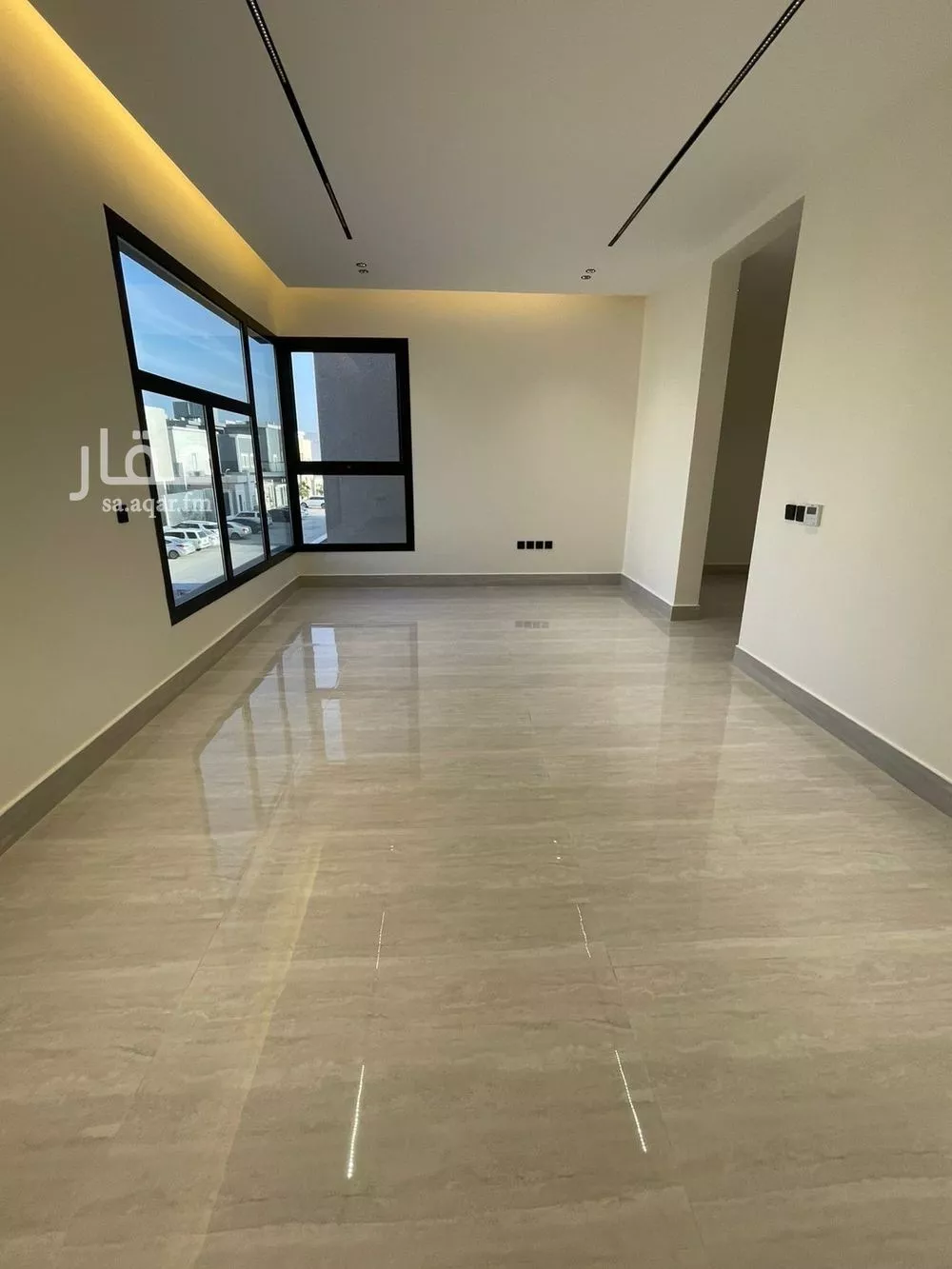 6 bedroom villa in Al Narjis 20