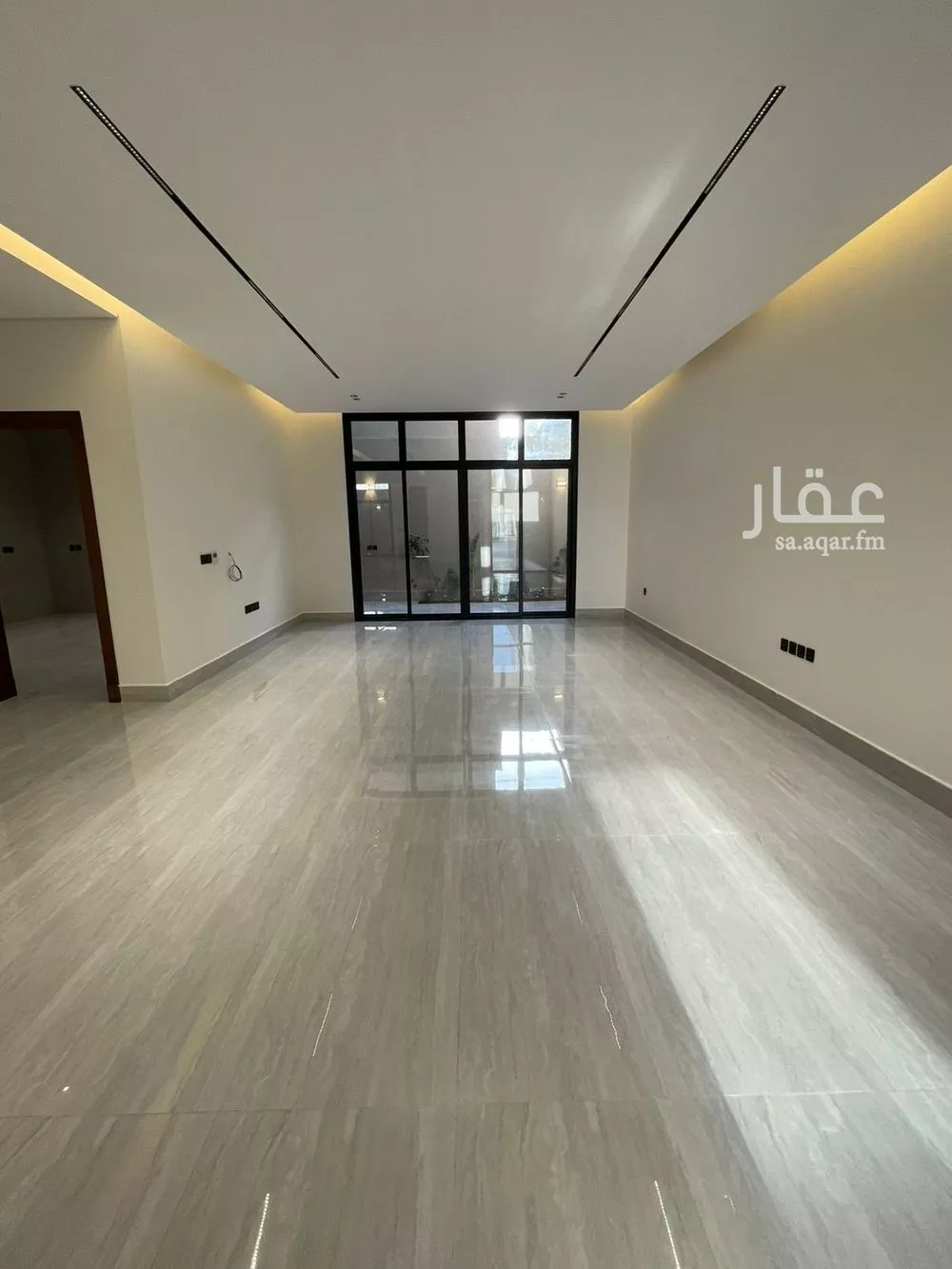 6 bedroom villa in Al Narjis 9