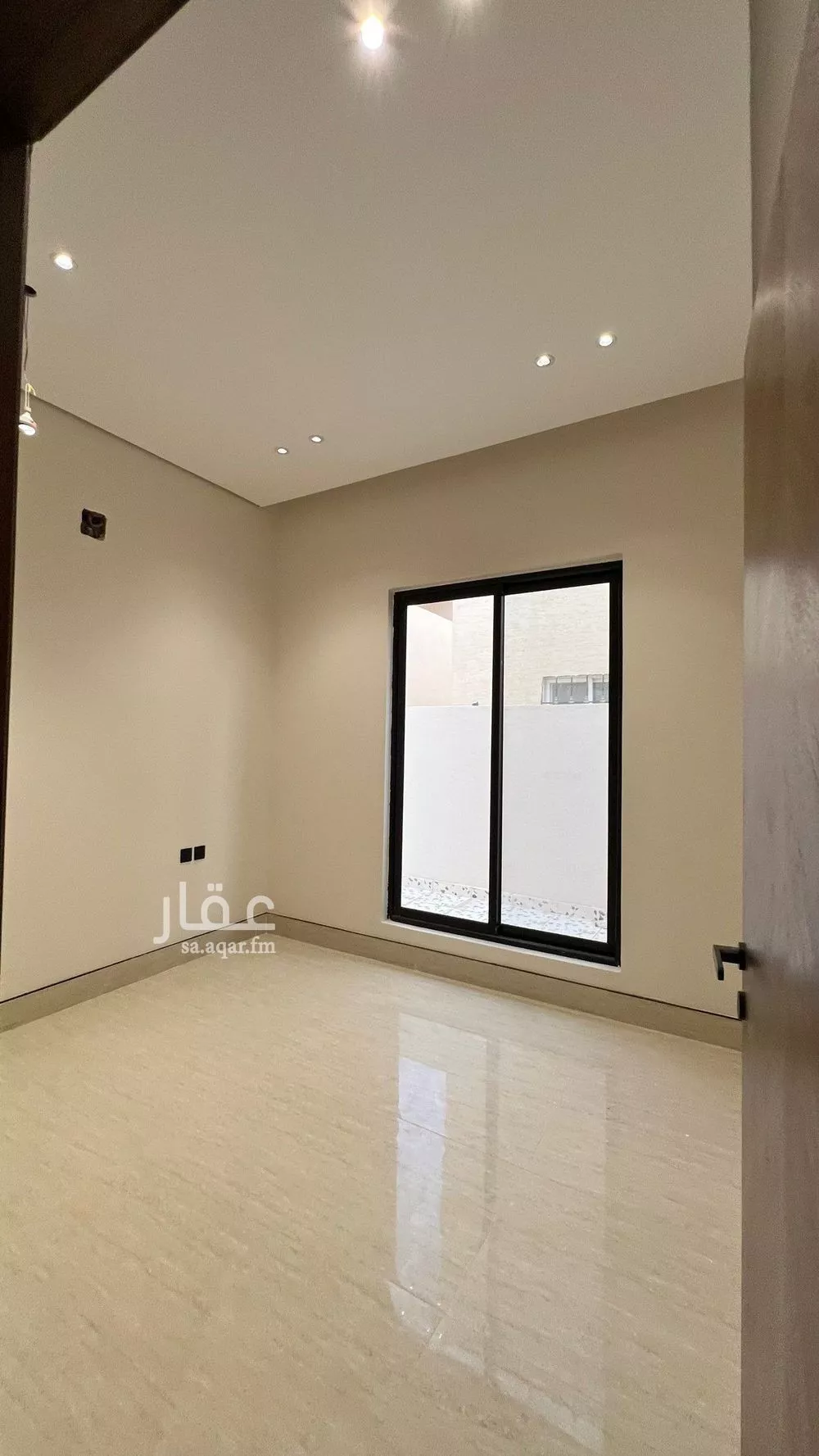 6 bedroom villa in Al Mahdiyyah 11