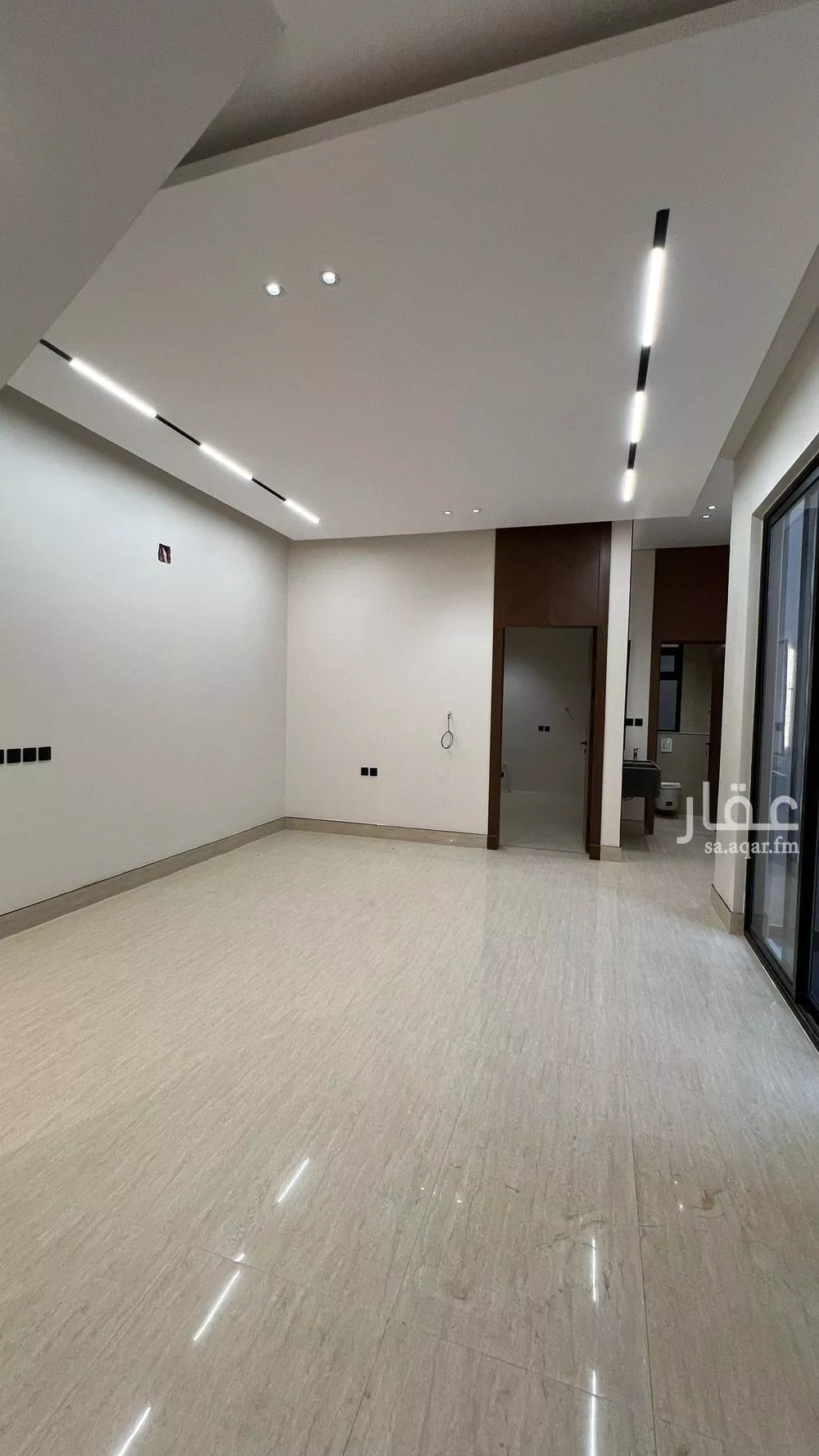 6 bedroom villa in Al Mahdiyyah 8