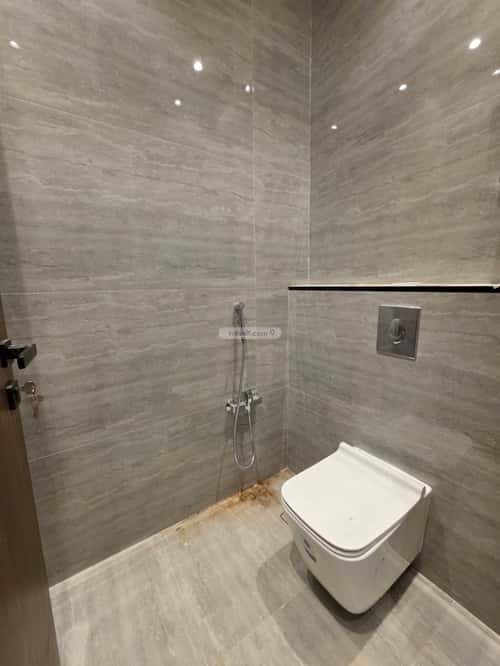 4 bedroom apartment in Al Yarmouk 6